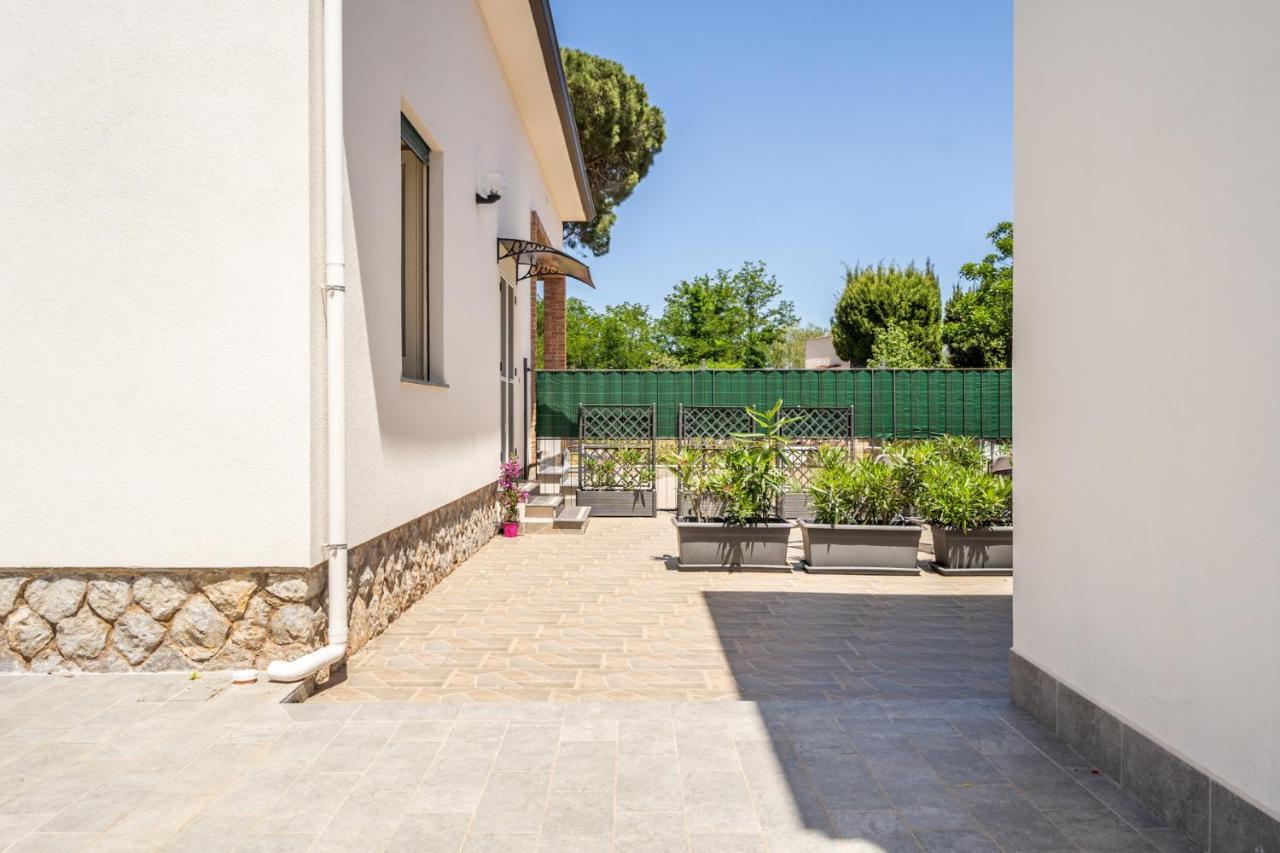 Le Casette Di Maria Pia Mondello Exterior foto
